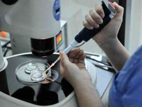 月经推迟多久测早孕